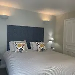 Harbour House Apartament *